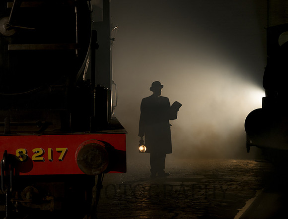 LNER J17 8217 & shed foreman