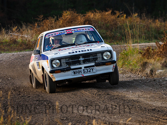 135 Graham Haigh & Kari Bates Ford Escort Mk 2.