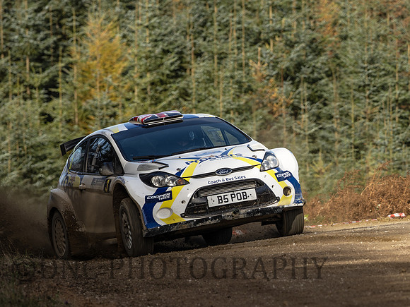 3 Kevin Procter & Nigel Hutchinson Ford Fiesta