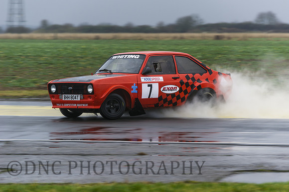 Tim Whiting & Matty Daniels Ford Escort Mk2..