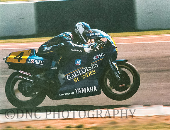 Christian Sarron Team Gauloises Blondes Mobil 1 Yamaha YZR500