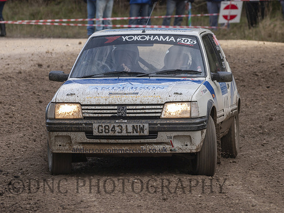 118 Jamie Anderson & Jon Scott Peugeot 205Gti