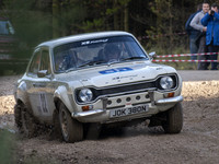 22 Andrew Siddall & Colin Thompson Ford Escort RS2000
