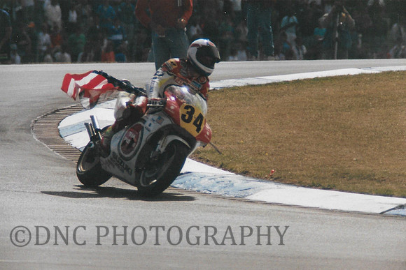 Kevin Schwantz Suzuki RGV500....