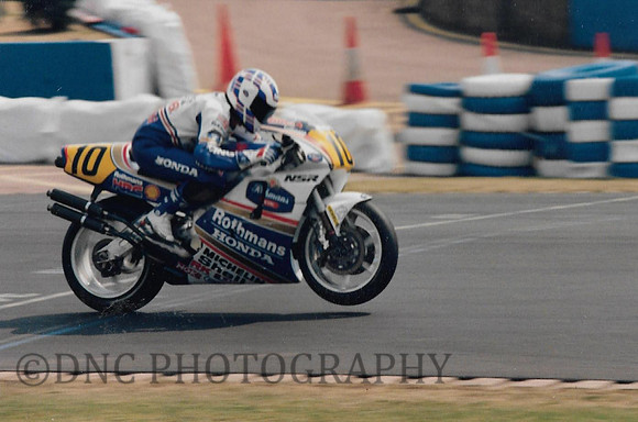 Wayne Gardner Rothmans Honda NSR500.