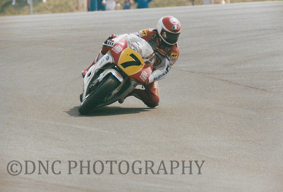 Niall McKenzie Suzuki RGV500...