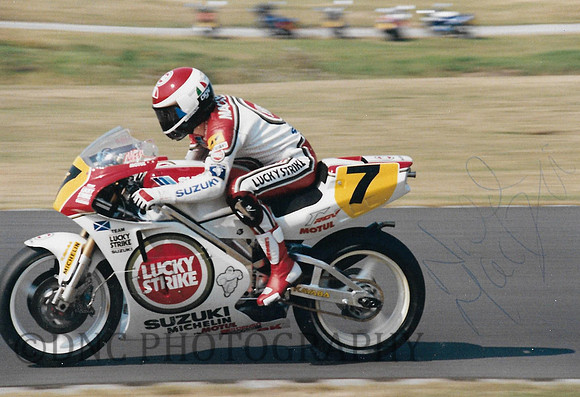 Niall McKenzie Suzuki RGV500........
