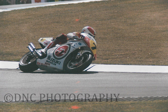 Niall McKenzie Suzuki RGV500....