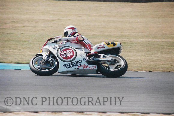 Kevin Schwantz Suzuki RGV500.....