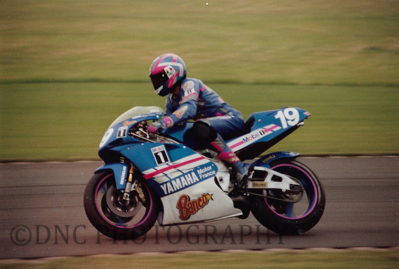Niall McKenzie Yamaha YZR500..