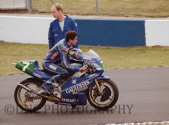 Jean-Phillipe Ruggia Team Gauloises Blondes Yamaha YZR250..