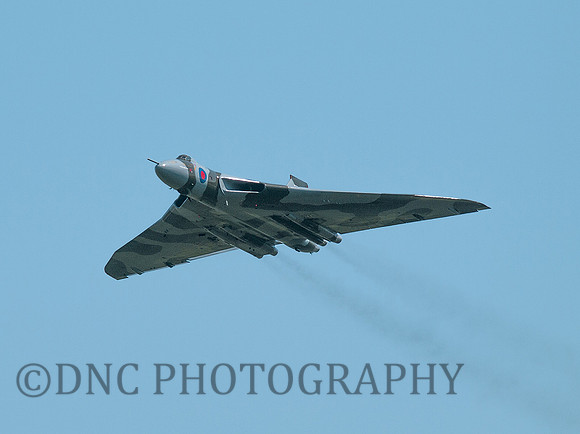 Vulcan XH558