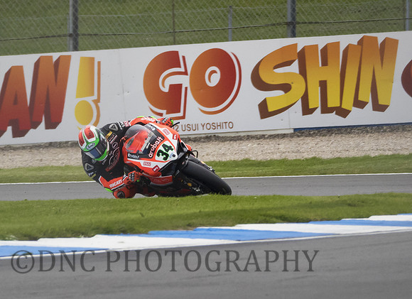 Davide Giugliano Aruba.IT Racing   Ducati Panigale R