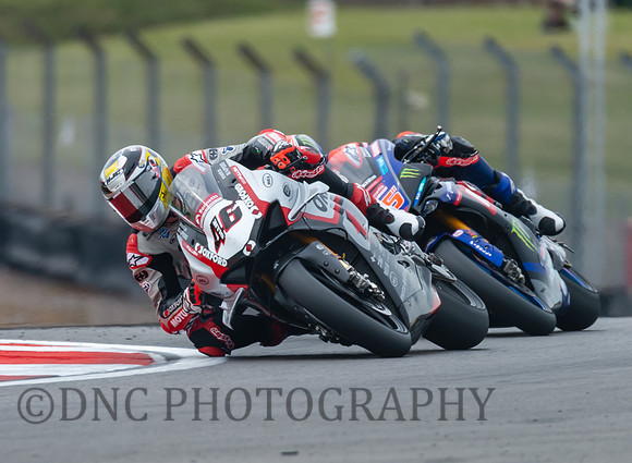 Tommy Bridewell Leads Tarran MacKenzie Race one