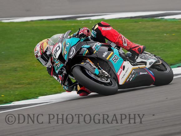 Peter Hickman FHO Racing BMW M1000RR