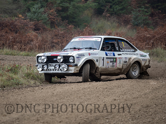 1 Steve Bannister & David Oldfield Ford Escort RS1800 L2
