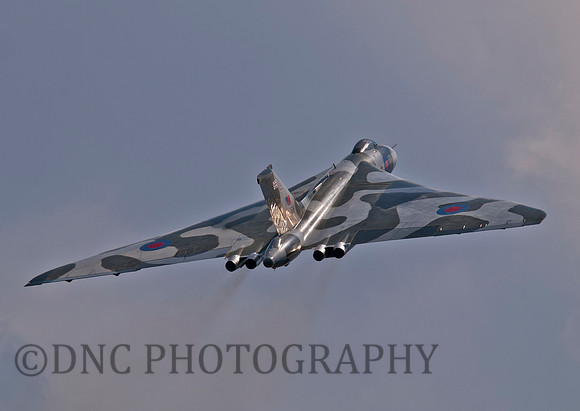 Vulcan XH558