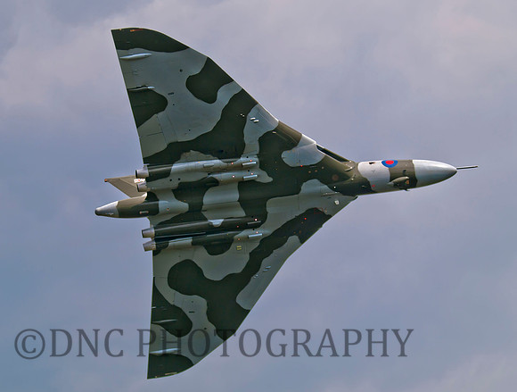 Vulcan XH558