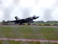 Vulcan XH558