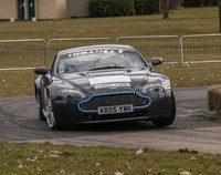 Aston Martin Vantage V8