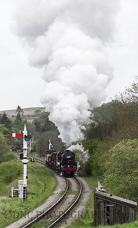 Black 4 45049 (45428) Leaves Goathland with the Freight