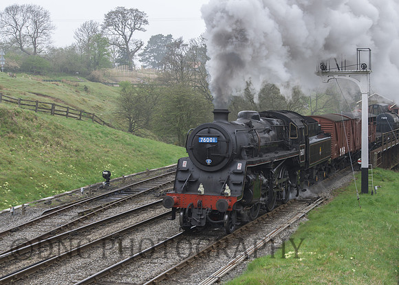 BR Stad 4 76001 (76079) passes through Goathland station with the freight