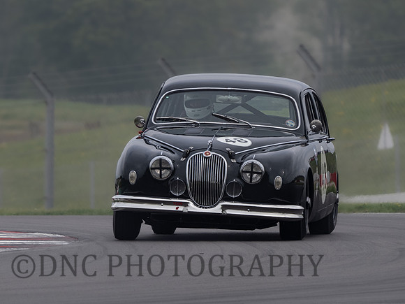 Richard & Tom Butterfield Jaguar Mk2
