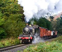 Large Prairie 5199 approaches Darnholm with freight