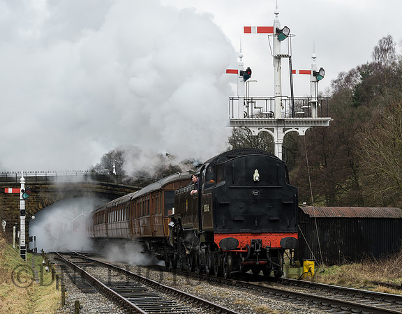 Std 4 80136 departs Goathland