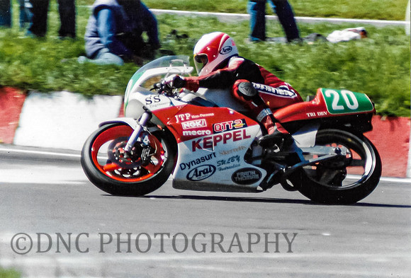 Pete Hubbard Keppel Yamaha TZ250 Mallory Park.