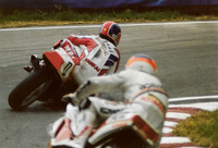 Kenny Irons Honda RC30 Cadwell Park.