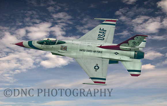 UASF Thunderbirds F-16C Flying Falcon