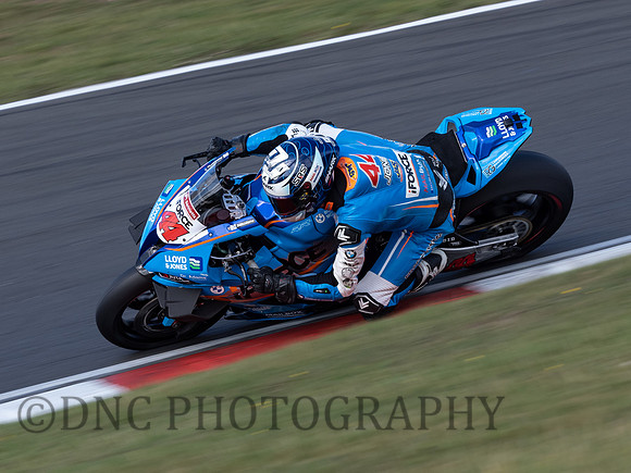 Dan Jones iForce Llyod & Jones BMW S1000RR