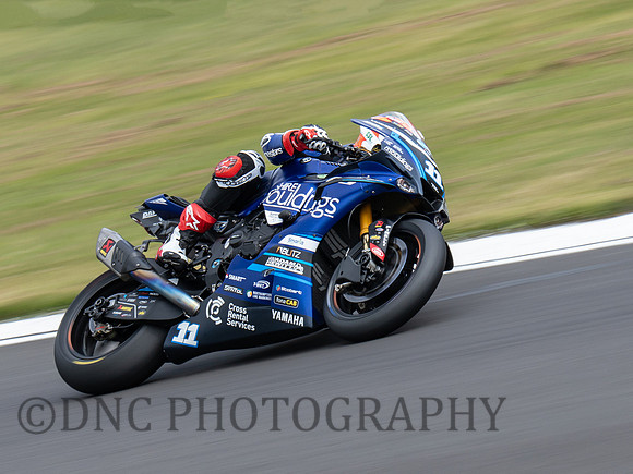Rory Skinner Cheshire Mouldings Yamaha YZF-R1