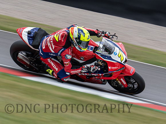 Ryan Vickers Honda Racing UK CBR1000RR-R