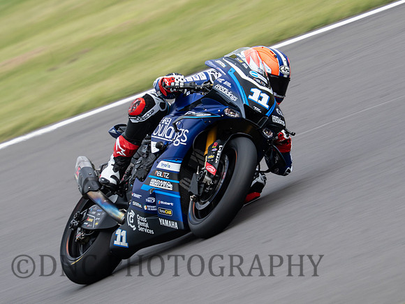 Rory Skinner Cheshire Mouldings Yamaha YZF-R1