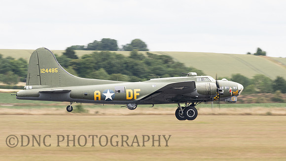 Boeing B-17G Flying Fortress ‘124485 DF-A’ ‘Sally B