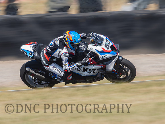 Miguel Oliveira ROKiT BMW Motorrad WorldSBK Team M1000RR .4