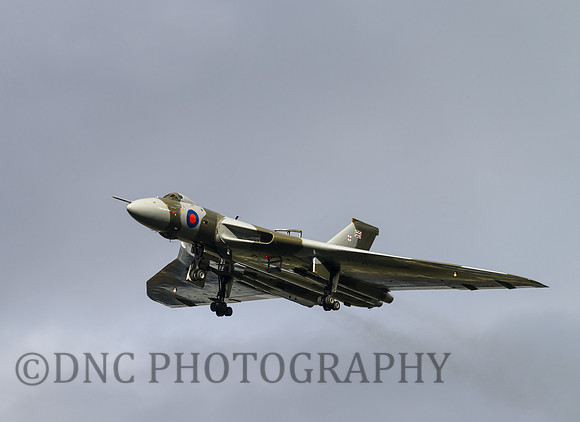 Vulcan XH558