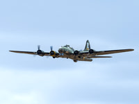 Boeing B-17G Flying Fortress 41-24485 Sally B .1