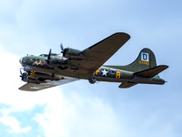 Boeing B-17G Flying Fortress 41-24485 Sally B .2