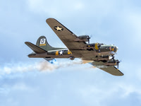 Boeing B-17G Flying Fortress 41-24485 Sally B .4