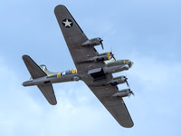 Boeing B-17G Flying Fortress 41-24485 Sally B .3