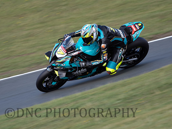 Ryan Vickers FHO Racing BMW S1000RR..