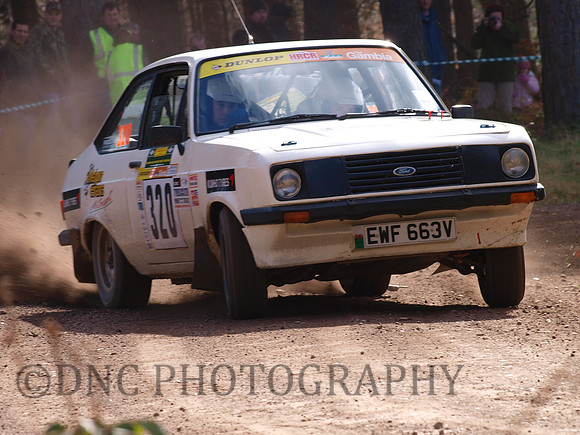 320 Arwel Evans & Arwel Jenkins Ford Escort RS2000