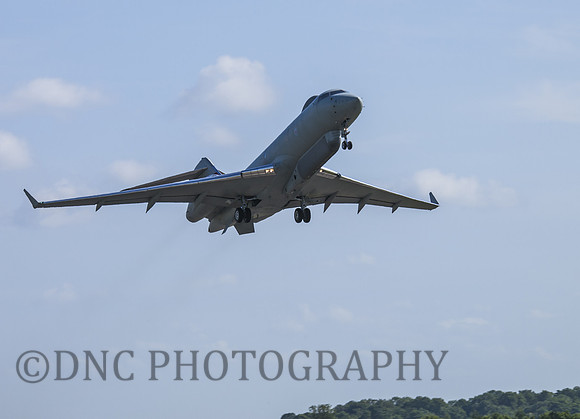 Bombardier BD-700-1A10 Sentinel R1 - ZJ690 V (AC) Sqn
