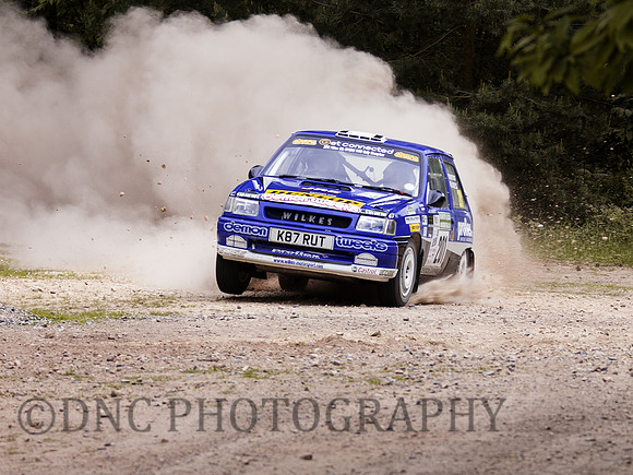 Julian Wilkes & Will Rutherford-Child Vauxhall Nova VXR190