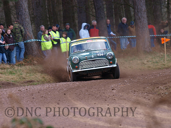 112 Gordon Cameron & Sheila GrimshawMorris Cooper