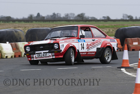 Stephen Tilburn & Jack Tilburn Ford Escort RS2500
