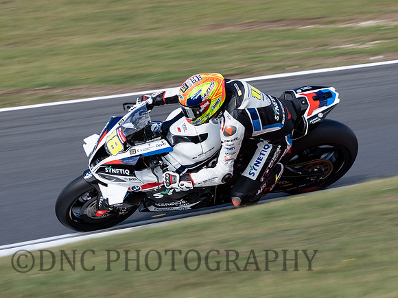 Andrew Irwin SYNETIQ BMW S1000RR